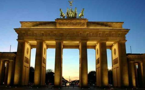 Grüße aus unserer Hauptstadt Berlin
